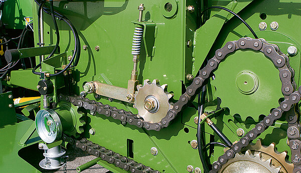 The chain tensioner