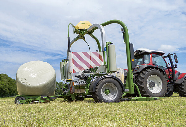 Optional bale turner