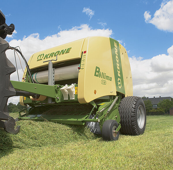 Pick-up avec ameneur KRONE de la Bellima F 130