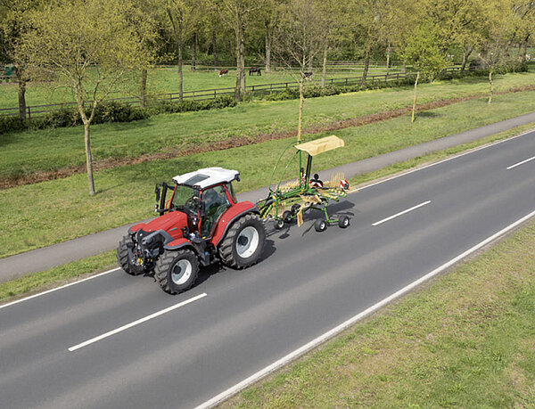 Für Feld und Straße